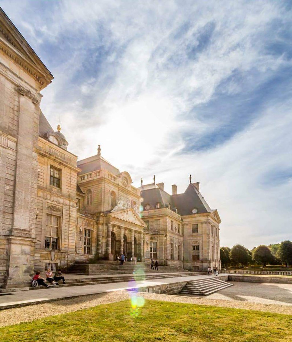 ChateauVLV's tweet photo. Encore une belle journée ensoleillée au @ChateauVLV ...
Another sunny day at Château de Vaux-le-Vicomte!
(C) herve_in_paris https://t.co/UFMnluZWvy