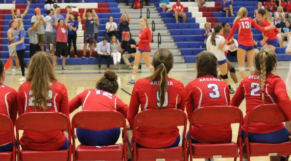 ArcadiaSUSD's tweet photo. #WayToGo @RKDAvolleyball on Last Nights #win Game 5 score 15-10 #GoLadyTitans #TitanPride https://t.co/finFKwZLIq