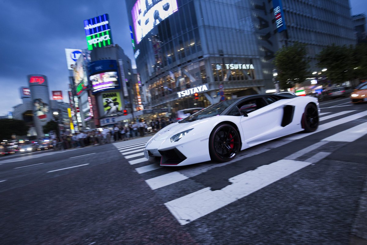 Lamborghini tweet media