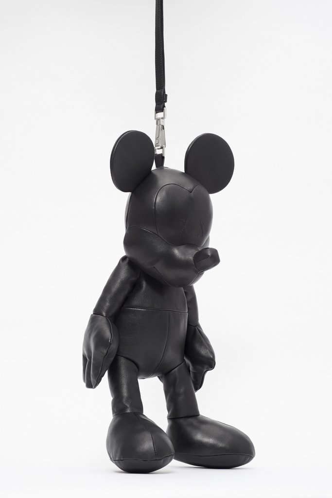 madebystudio8's tweet photo. A Black Leather Mickey Mouse... Is this for real https://t.co/KMIWFd2IUY https://t.co/gsG2HGnM4W