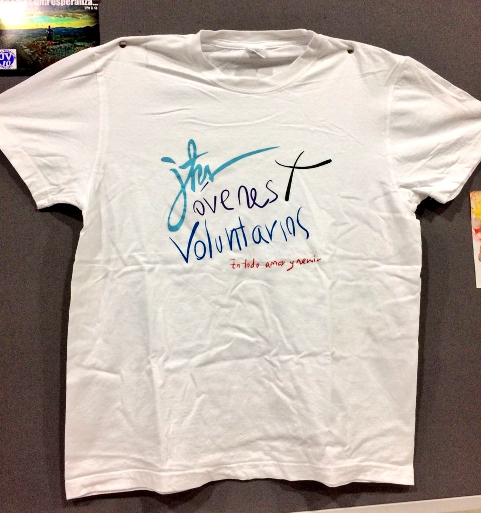 JJ_Voluntarios's tweet photo. A punto de empezar... ¡¿Y aún no tienes tu camiseta?! Contacta con nosotros a través de nuestros monitores o redes sociales. 8€ Tallas: S-XL https://t.co/GqpA6x9EXZ