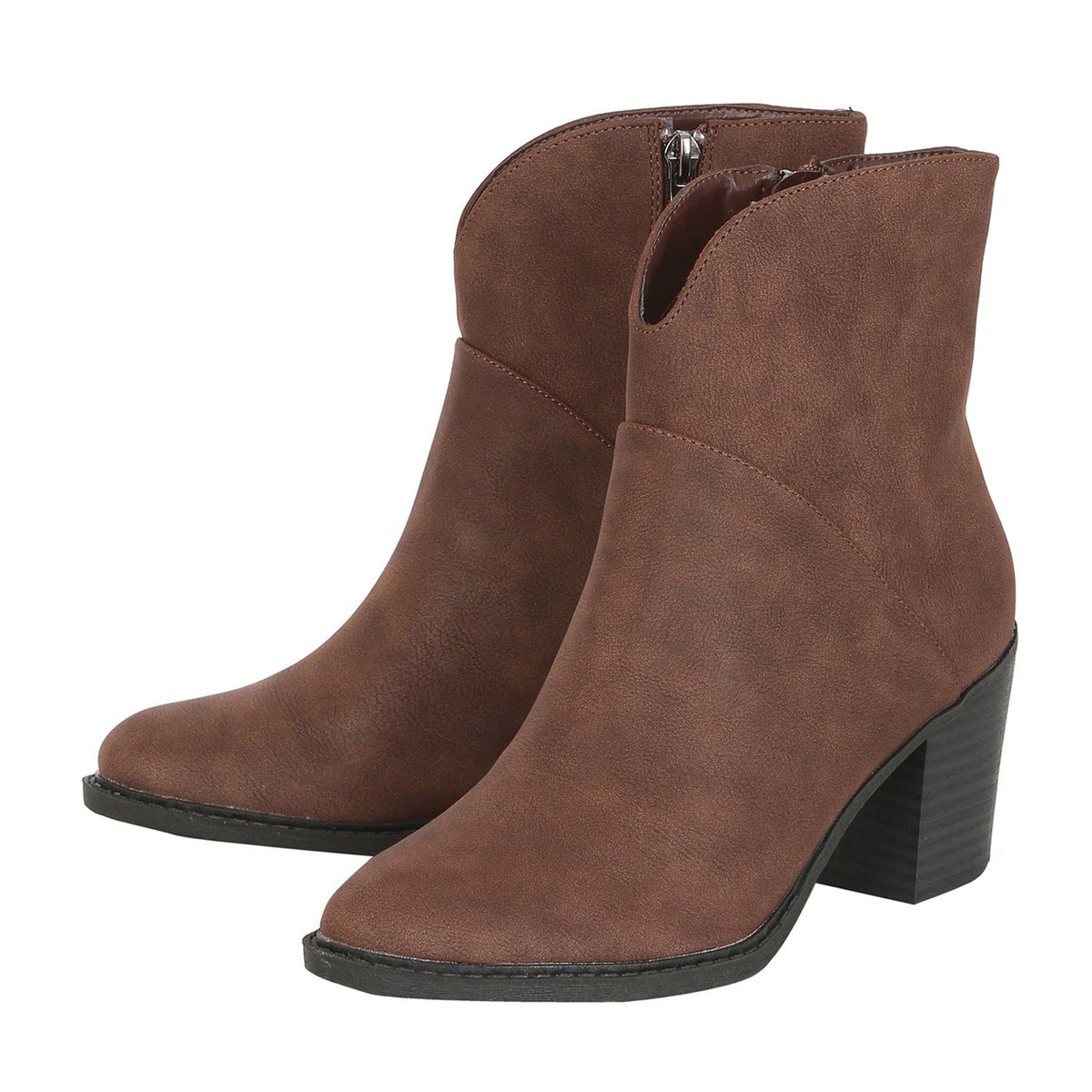 Brand new on site, Betsy's cowboy boots are the perfect addition to your AW wardrobe  > bit.ly/2d1wSp6