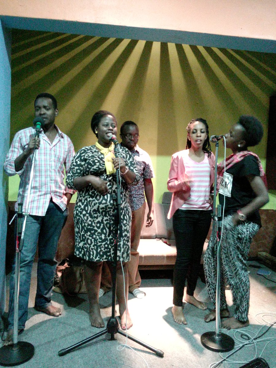 goodtimesug's tweet photo. @UgGospelLife @powerfmuganda @JCLabelUg @UgSpotlight @UgExtra .Brian Lubega Rehearsals for Sunday Good times Sunday https://t.co/lqhvgqkKwU