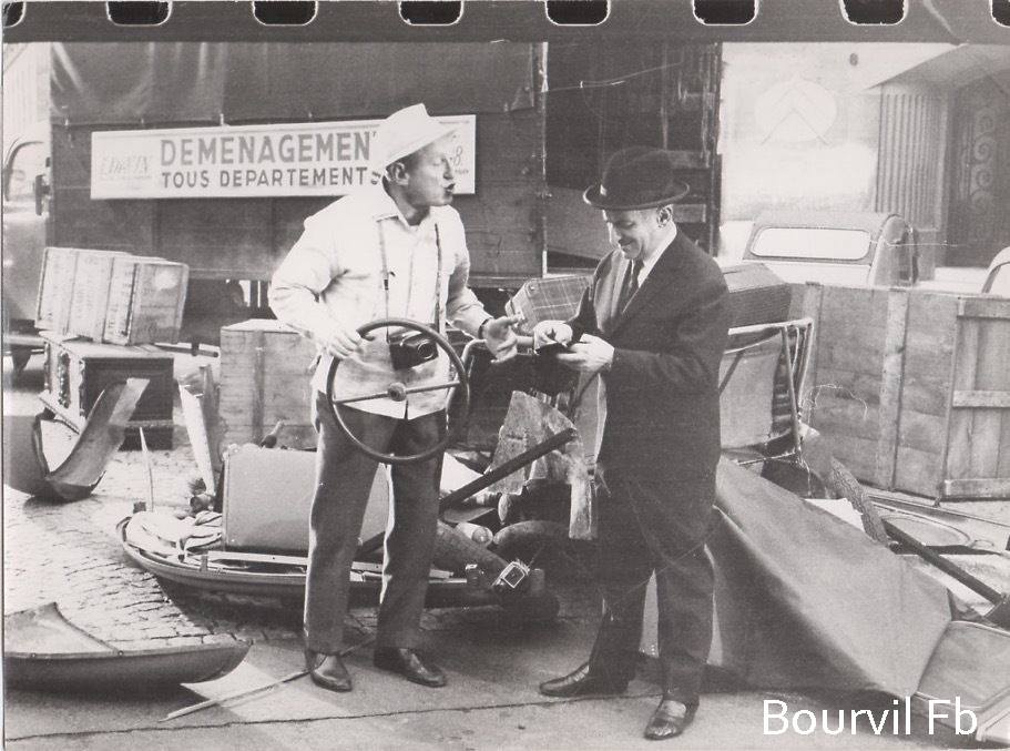 RaimbourgAndre's tweet photo. A travers ceux qui l'ont connu et aimé, cette page d'archives, raconte les 
 «années #Bourvil». https://t.co/QcszQj4Qh2