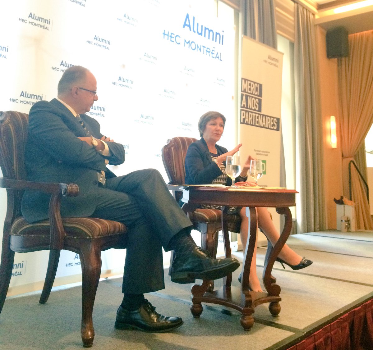 iliasb's tweet image. prix à payer pour être PDG? Tu entraînes ta Famille la dedans: ex: père s&apos;occupe des enfants. @alumnihecmtl #dejHEC