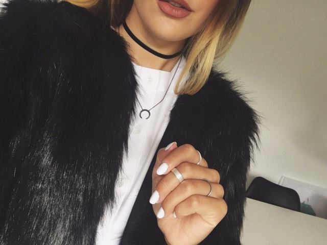 siljefvarda's tweet photo. Todays look #hviskstylist #mixandmatch #stylist #simple https://t.co/Qf25prL2Ja https://t.co/X17WOQZnqq