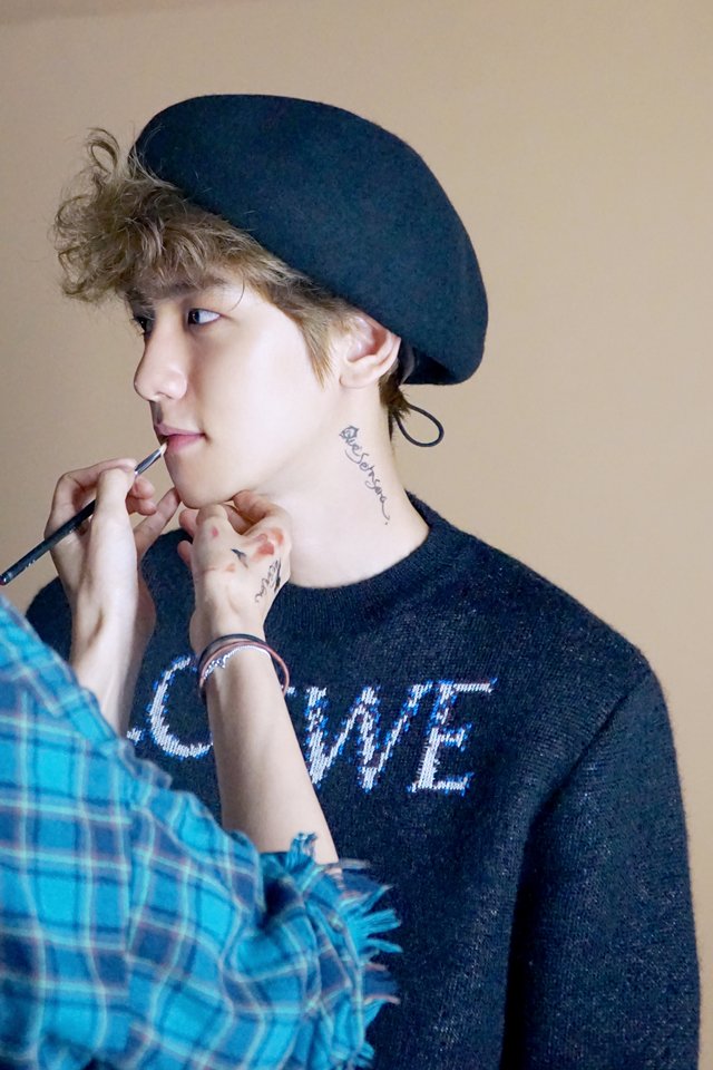 knockknock0408's tweet photo. [DL/OFFICIAL] 160921 BAEKHYUN - NYLON Magazine 2016 OCT ISSUE from Vyrl_7P+5GIF
LINK >> https://t.co/umhW38dCpz https://t.co/wyWq2PmNdC