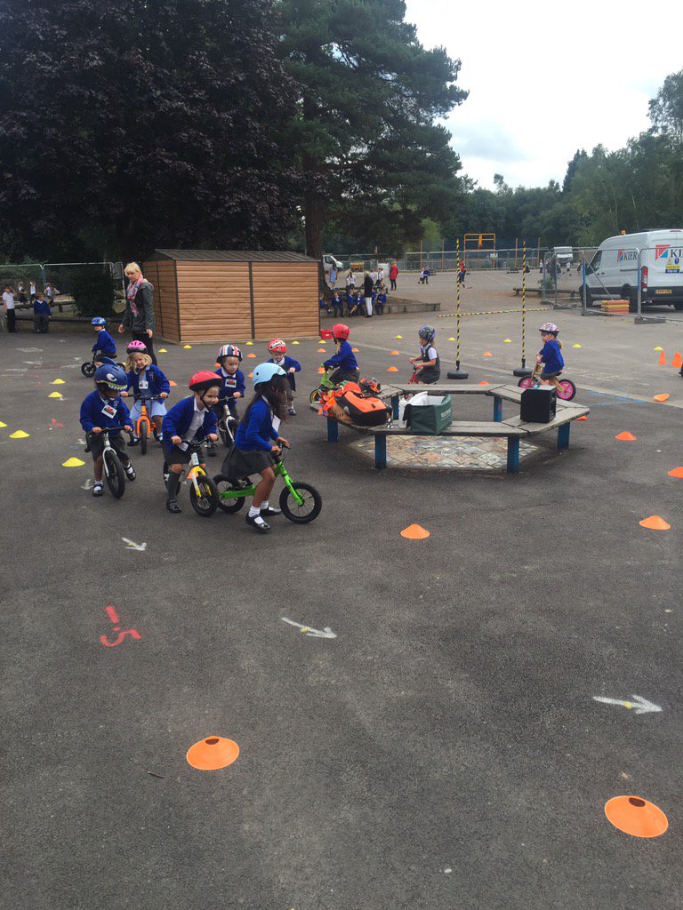 BikeitRay's tweet photo. Balance Bike Party! Ray's Olympic bike course @MyJourneyHants @SustransSE @stjames #Futurecyclists Keep On Balancin' https://t.co/ADDn8H46qO