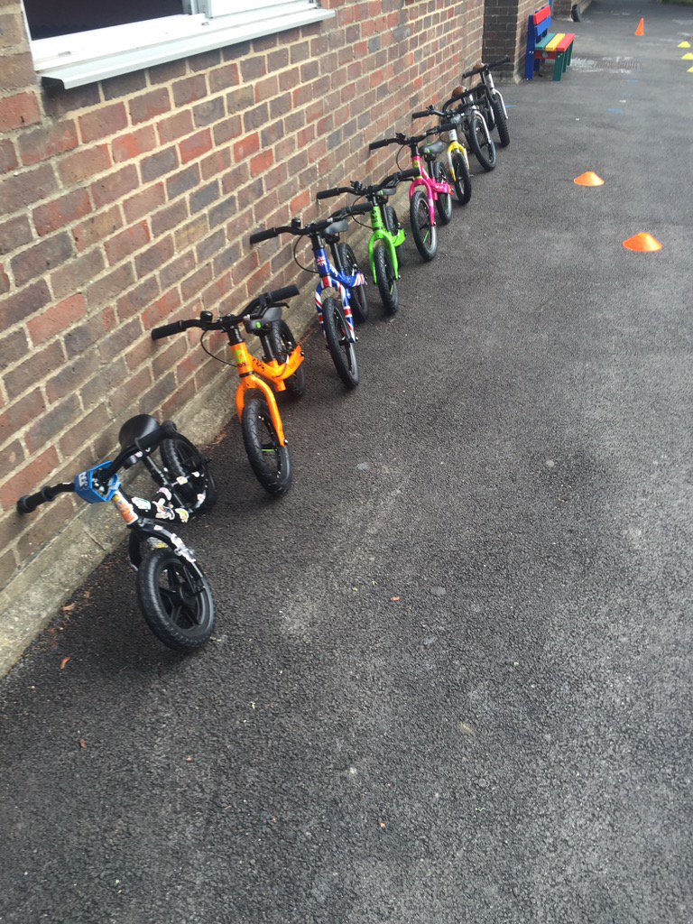 BikeitRay's tweet photo. Balance Bike Party! Ray's Olympic bike course @MyJourneyHants @SustransSE @stjames #Futurecyclists Keep On Balancin' https://t.co/ADDn8H46qO