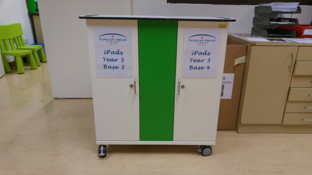AndrewExports's tweet photo. Great to see more #zioxiuk Charging Trolleys safely delivered to #TanglinTrust School in Singapore. https://t.co/A6528WXYGF