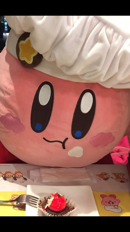 ketasama's tweet photo. めっちゃ食べたそう https://t.co/VURifVZkOa