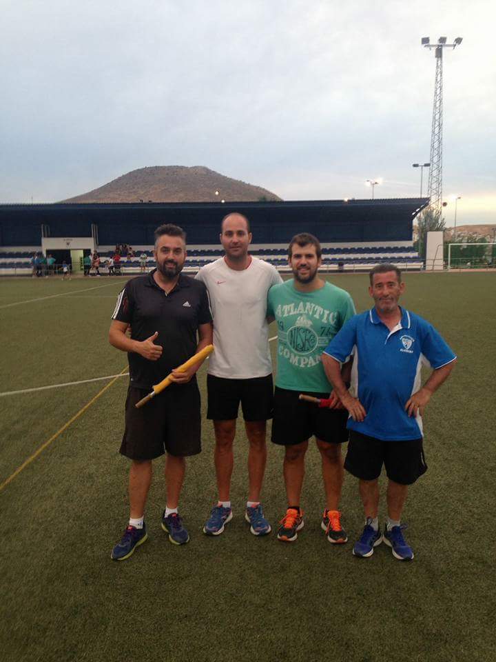 Desde el CFUD  Alameda damos las gracias a Susma Muñoz del Pozo,Sergio Carnerero Gil,al peke y Rubén Pozo Ángel por arbitrar los amistosos.