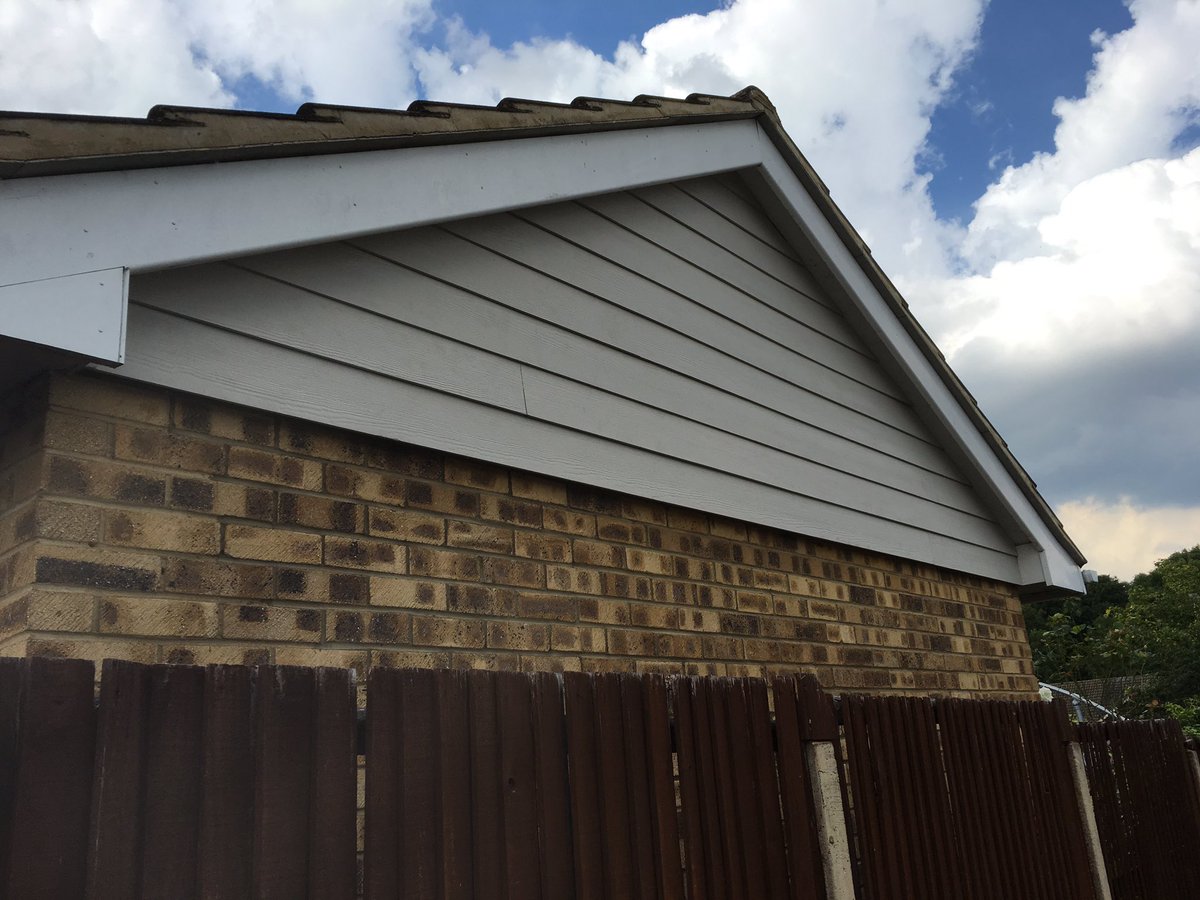 first4cladding's tweet image. James hardie cladding, another fantastic job from First 4 Cladding Ltd.