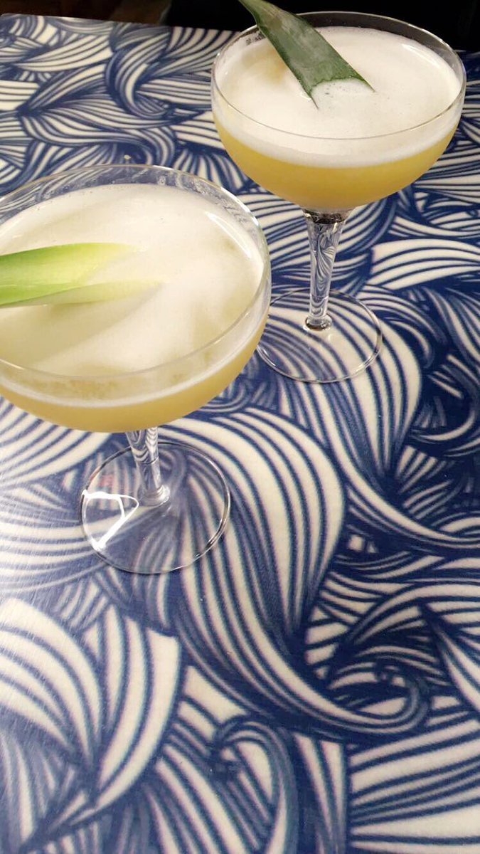 diningwithaim's tweet photo. Cocktails at Giraffe https://t.co/zK515MRv55
