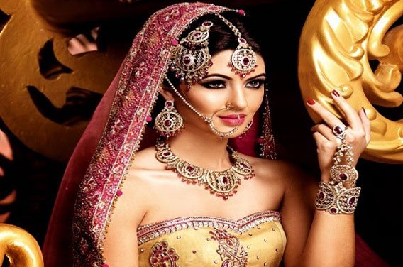 Makeupaddicted_'s tweet photo. Perfect #Bridal Packages. Avail Special Discounts at your nearest @StrandsTheSalon on purchase of Online Offers https://t.co/P0mB3s4RSc #CHD https://t.co/xdTRtUYOG7