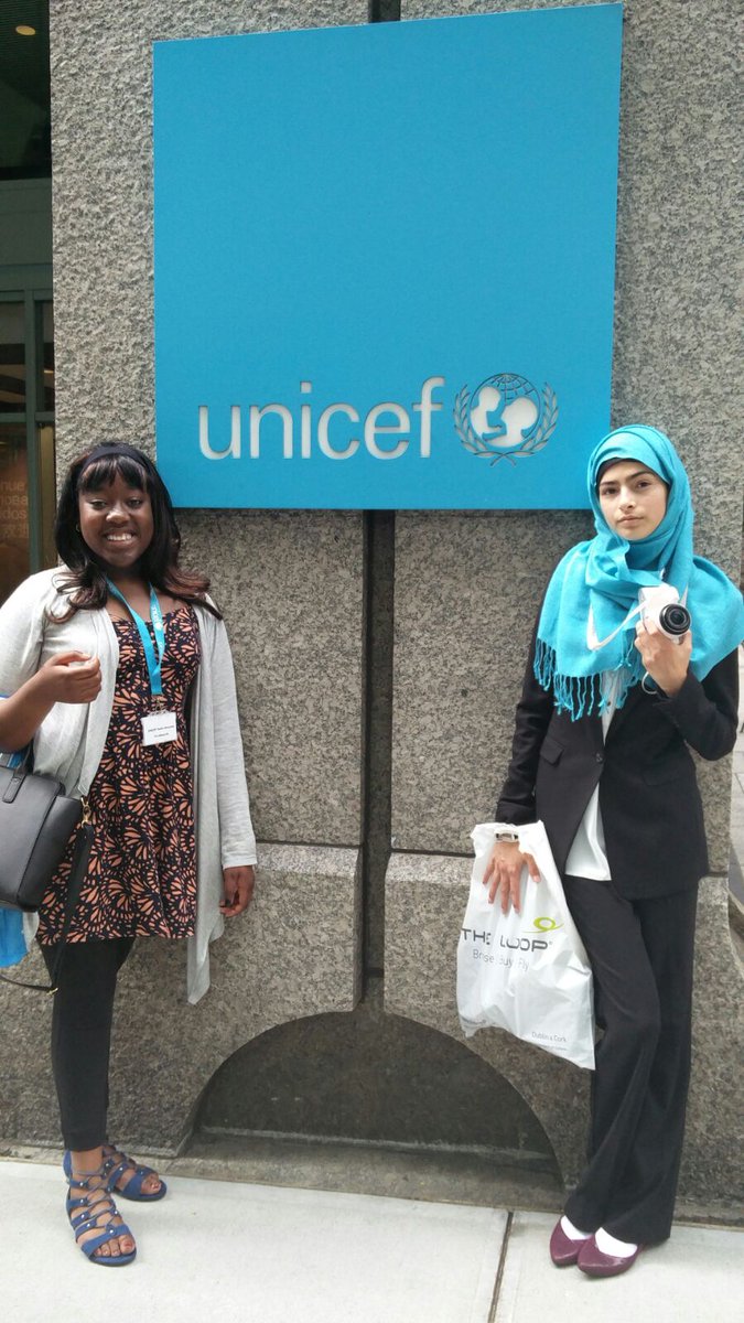 UNICEF's tweet photo. Education really is the key! The world can help young refugees across the world by giving them access to education #childrenfirst https://t.co/m9Lw3RWngz