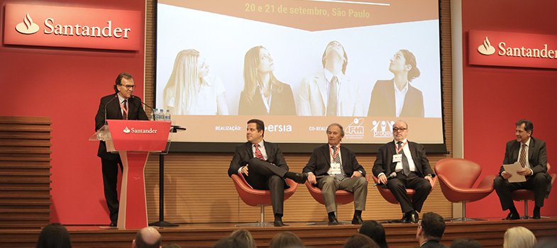 FIA participa do Seminário Universidade e Empregabilidade da <a href="/universiabrasil/">Universia Brasil</a>. #DescubraFIA