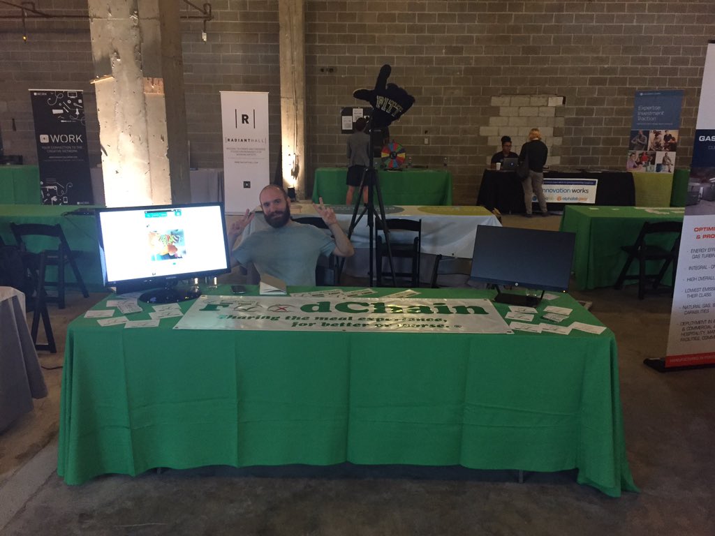 FoodChainApp's tweet photo. Day 2 of #FoodChain at the @ThrivalFestival come check out the biggest #startup event in #Pittsburgh  and see our booth! https://t.co/lcTPHPzlhe