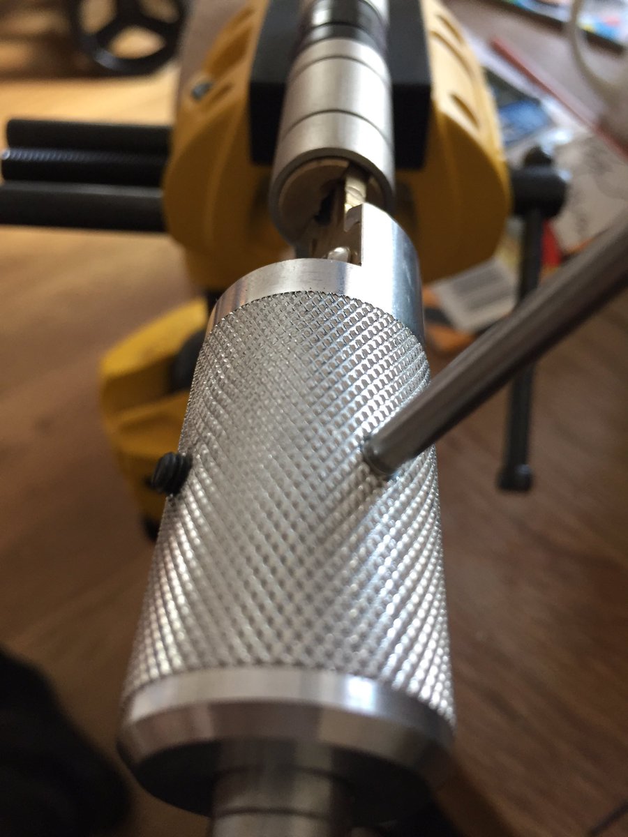 jclocksmiths's tweet photo. @jclocksmiths we always aim to pick your locks unlike some other locksmith &amp; always invest in the best tools for the job in hand #BeckBromFL https://t.co/fb5rriT8tN