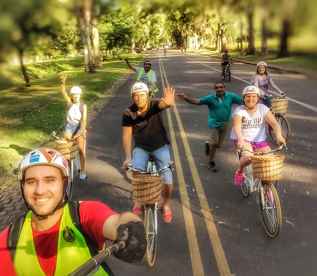 BikeMeLaPlata's tweet photo. Y llego la primavera!!!!!!! 🌺🌸🌼🌻 que esperar para venir a recorrer en bici la cuidad de La Plata???? https://t.co/LtaXBMUpf4