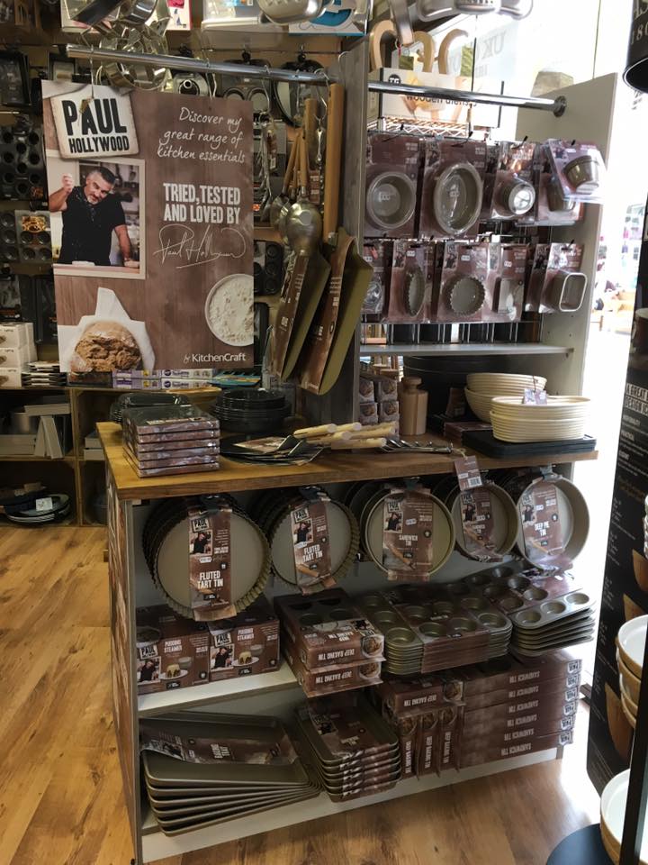 CalicoUK's tweet photo. At @ukcookshop in #BurgessHill and #Hurstpierpoint there's enough types of baking tin to take any baker to #GBBO heaven...
#Calicommunity https://t.co/MXfZ4FMeHR