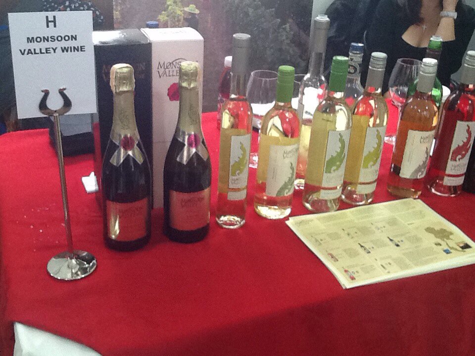 sittastings's tweet photo. Sample some fantastic Thai wines from @MonsoonValleyUK in the #ERTZone at #SITT2016 https://t.co/IswSDtal50