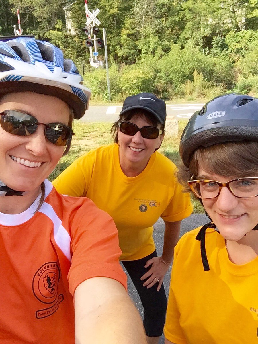 allisonhorrocks's tweet photo. Getting ready to #go2016 with @BHC_Inc on the Blackstone Bikeway! https://t.co/DNjf6YB4P9
