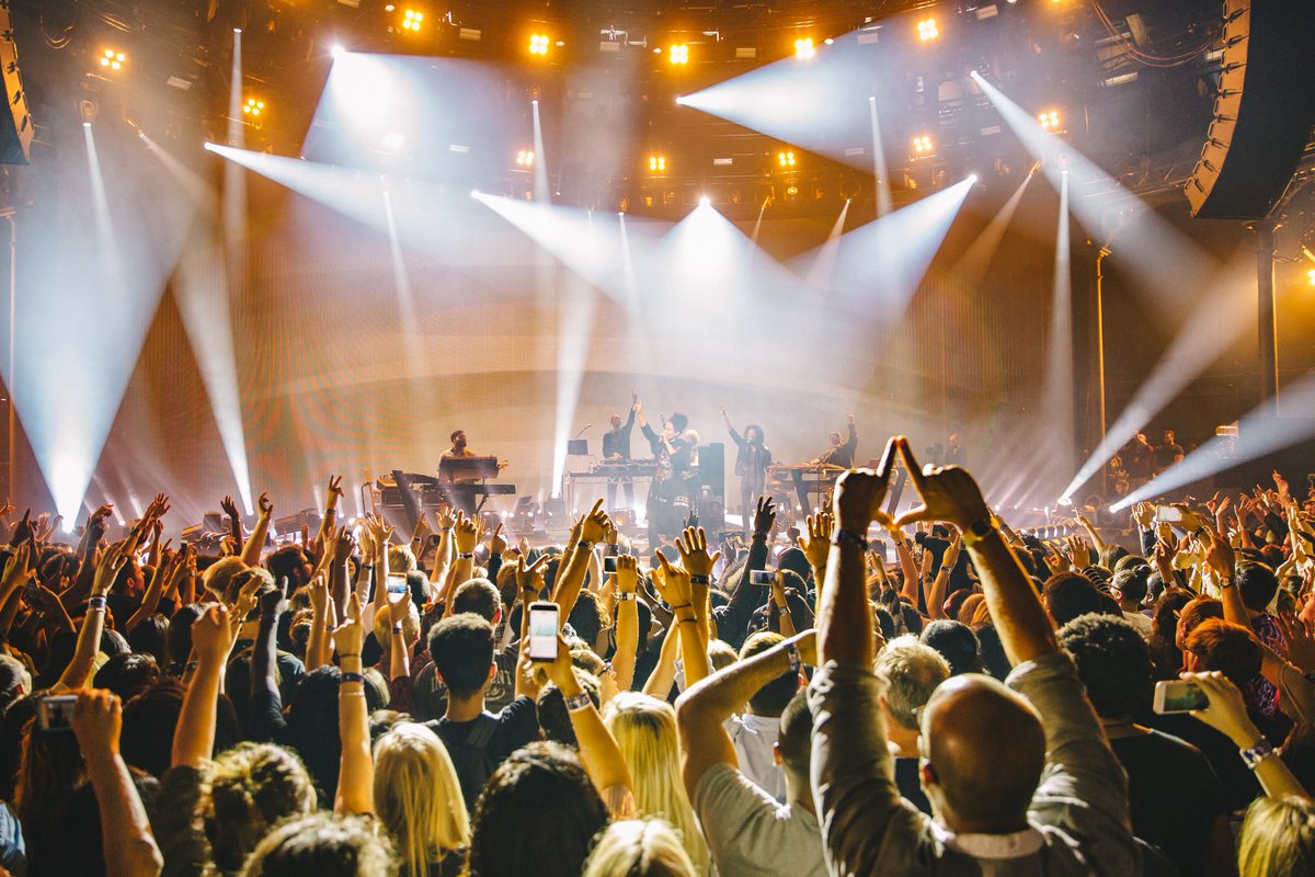 RoundhouseLDN's tweet photo. .@aliciakeys was on 🔥🔥🔥 at day 3 of #AMF10 @AppleMusic https://t.co/x7PnAjTwmd