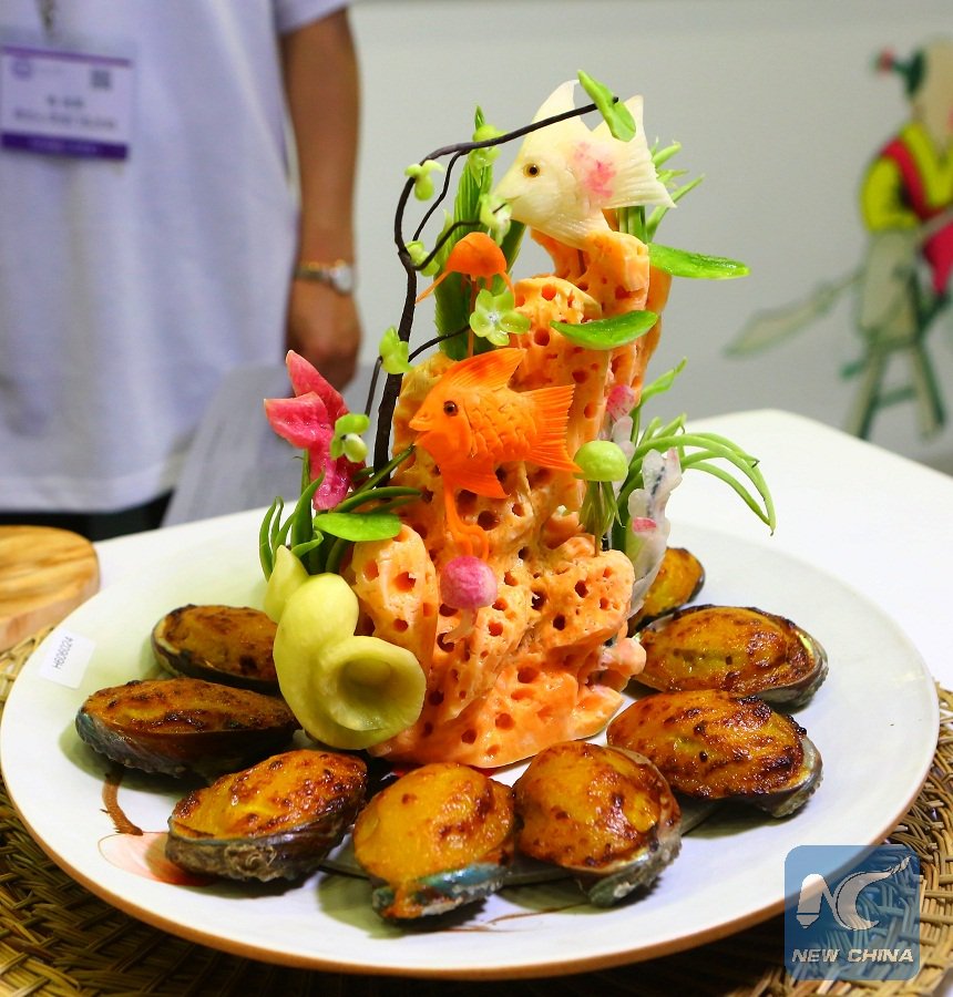 HRvai4's tweet photo. वा World Championship of Chinese Cuisine 2016 in Holland's Rotterdam: a real combination of taste and art #WCCC2016 https://t.co/3IpYbrP9vV