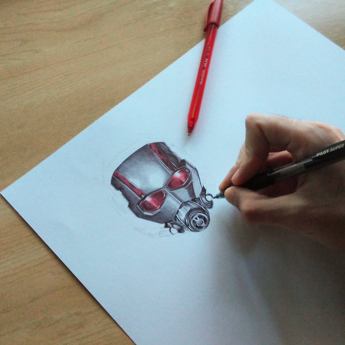 Lois_LM's tweet photo. Antman work in progress #art #artist #drawing #illustration #realistic #ballpen #antman #marvel #draw https://t.co/Dn5GA535Tk