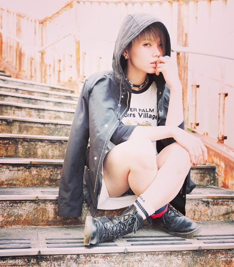 streeterbot's tweet photo. こんな女性に憧れます https://t.co/5T36aTm0A4