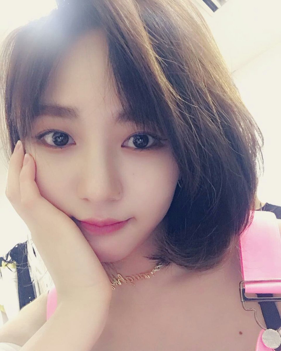 카즈키 Aoa ミナ 誕生日おめでとう 可愛いミナ載せとく 24thhappyminaday