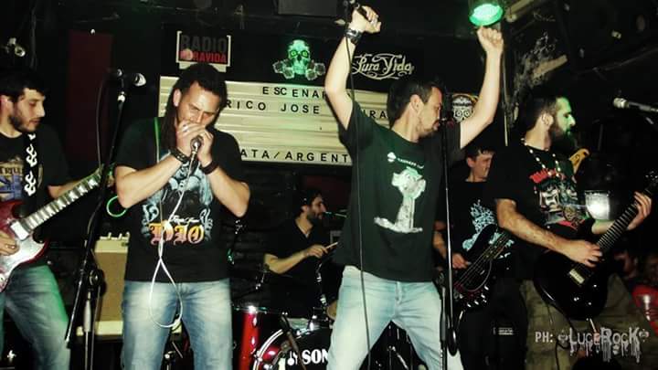 Ya mañana arrancamos la giraaa....
22/09 Pura Vida Bar diag 78 e/ 8 y 61
23/09 Club Dardo Rocha 5 e/ 519 y 520
25/09 Ciudad d Lobos...