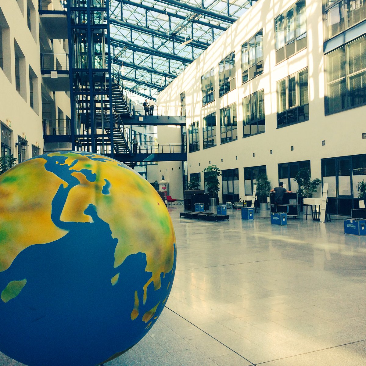 Getting ready for my speech at #BigDataDays in Frankfurt tmrw with examples from #IoT &amp; #smartcities #telekomwall