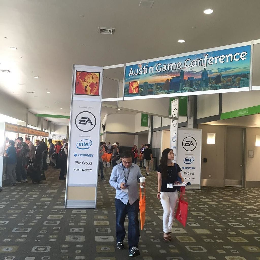 omarg's tweet photo. It begins! #austingamecon https://t.co/CpuKHZWldk https://t.co/aIr2LeMS7m