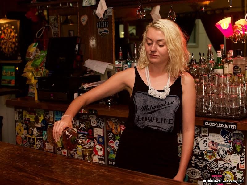 onmilwaukee's tweet photo. Featured bartender: Sabbatic's Nora Graveline @sabbaticbar @theholdsteady https://t.co/jWcY8nQFgm https://t.co/lJe4uK7SZi