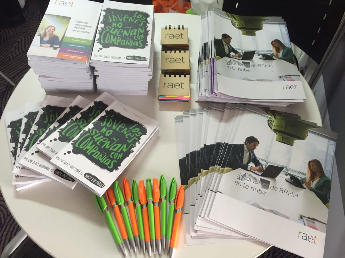 comboagency's tweet photo. Listos para arrancar la 2º jornada en #ExpoCapitalHumanoPerú! Búscanos en el stand d @Raet_Latam y llévate el último libro d @caroboraquia https://t.co/FPIliftxG9