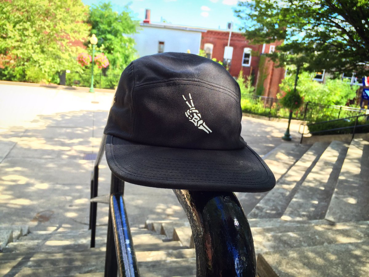 EYEDEASCLOTHING's tweet photo. new hatz https://t.co/aJ2oHPDu6g
