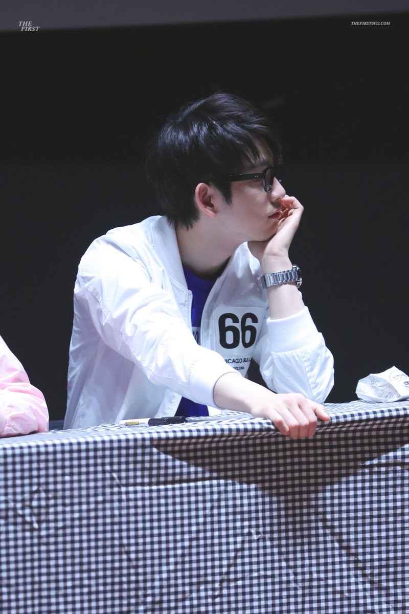 thefirst_0922's tweet photo. #PrinceJinyoungDay 진영아 생일축하해🎂🎂🎂 https://t.co/8PLFMZTD1Z
