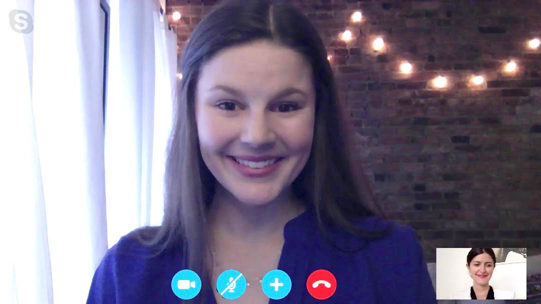 How our Associate Editor @leslieksteph landed her dream job over Skype. cupcakesandcashmere.com/series-stories…