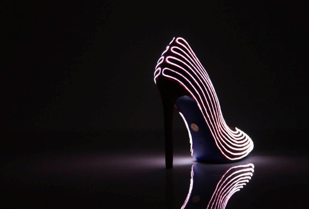 premiereclasse's tweet photo. See this incredible #ridethelight @Loriblu shoe 84 Rue du Faubourg Saint-Honoré, 75008!
in partnership with @Dreamluxitalia
#PremiereClasse https://t.co/5byMhut9HO