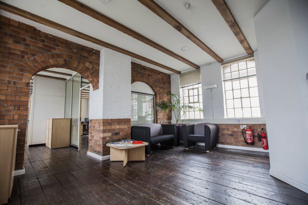 ChubbBuildings's tweet photo. This is easy...10 days to go in our 10% off rental prices to new tenants at Chubb. Call now to get the ball rolling. #officespace #Wolves https://t.co/swRuo4ZMWJ