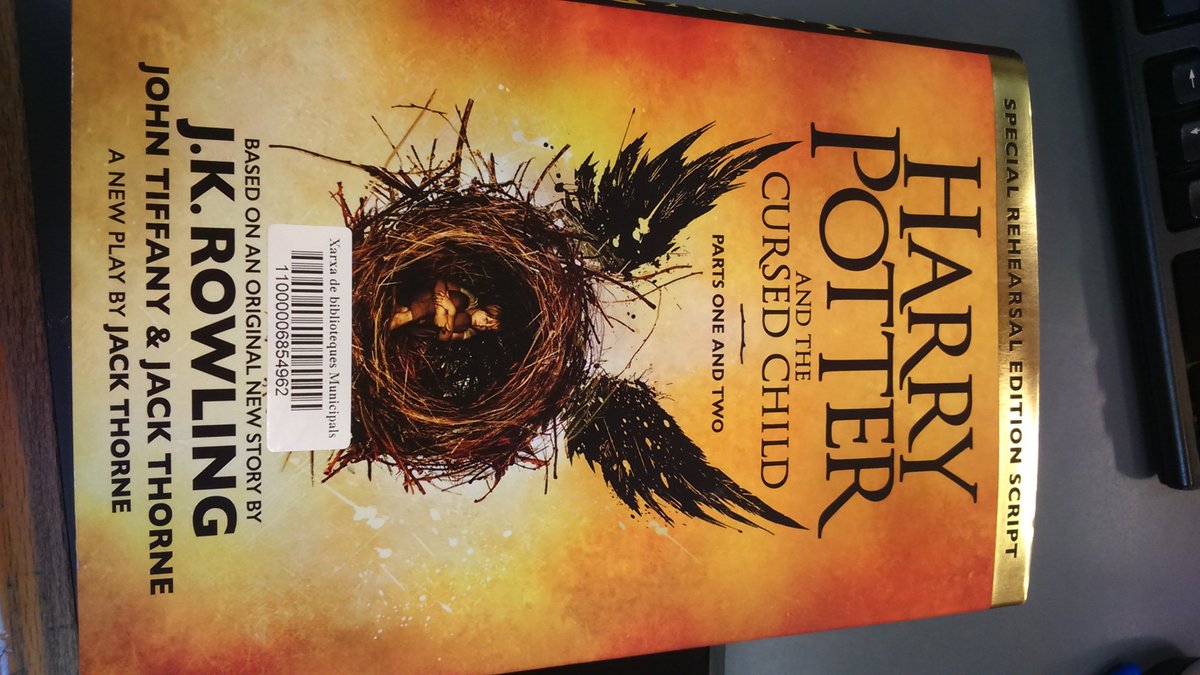 bibcanmulaJST's tweet photo. Ja el tenim aquí... @Goldentacks #HarryPotterAndTheCursedChild https://t.co/MaUkPMs8W4