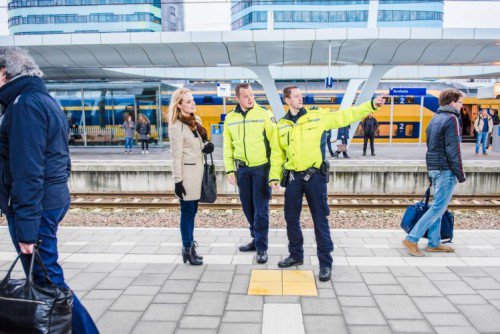 4 feiten over die collega's in hun gele jassen bit.ly/2cHldvI