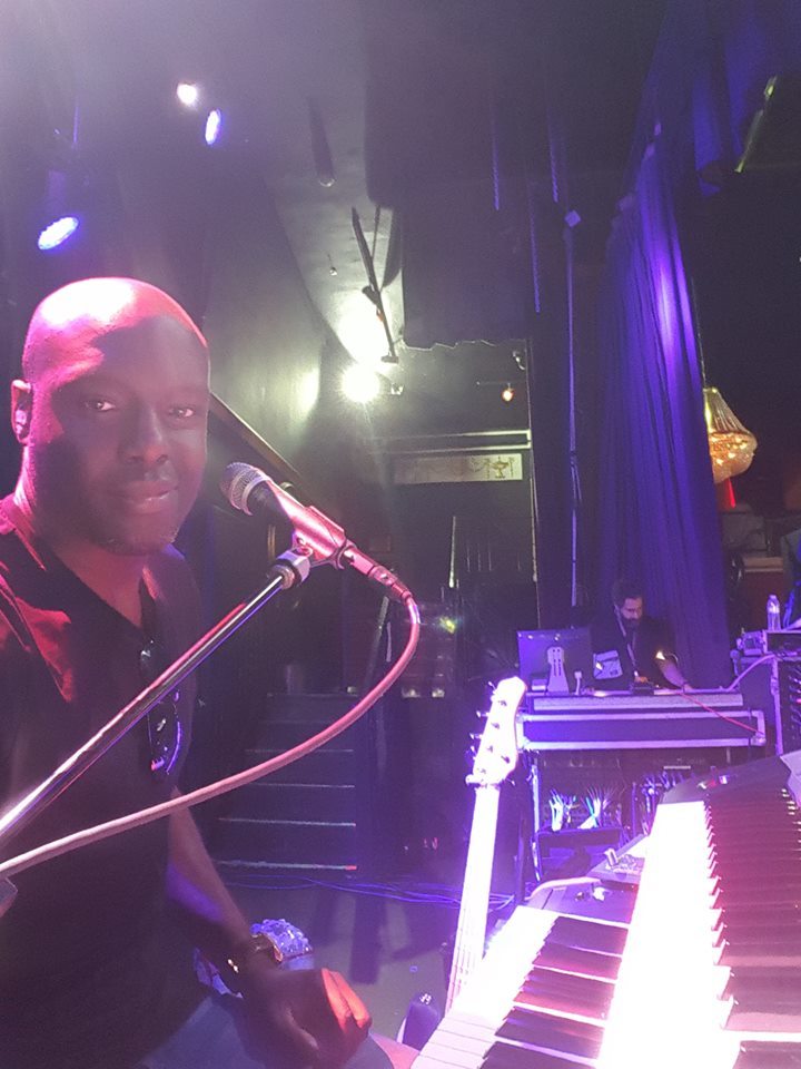 Great shots from #MarkWalker's sexy #tour #rig with <a href="/CorinneBRae/">Corinne Bailey Rae</a> &amp; #StevieWonder! #KRONOS + #KingKORG = awesomeness!