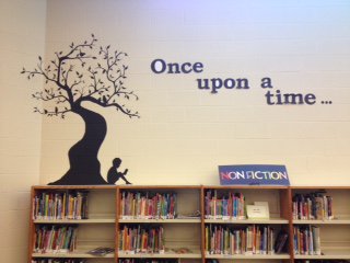 MrsKelly43's tweet photo. Check out Little Blue's LMC mural. We have some very talented staff members. Thanx @MrsAccurso and Mrs Supplee #isdstrong @LBSharks https://t.co/DdOfSdgBCY