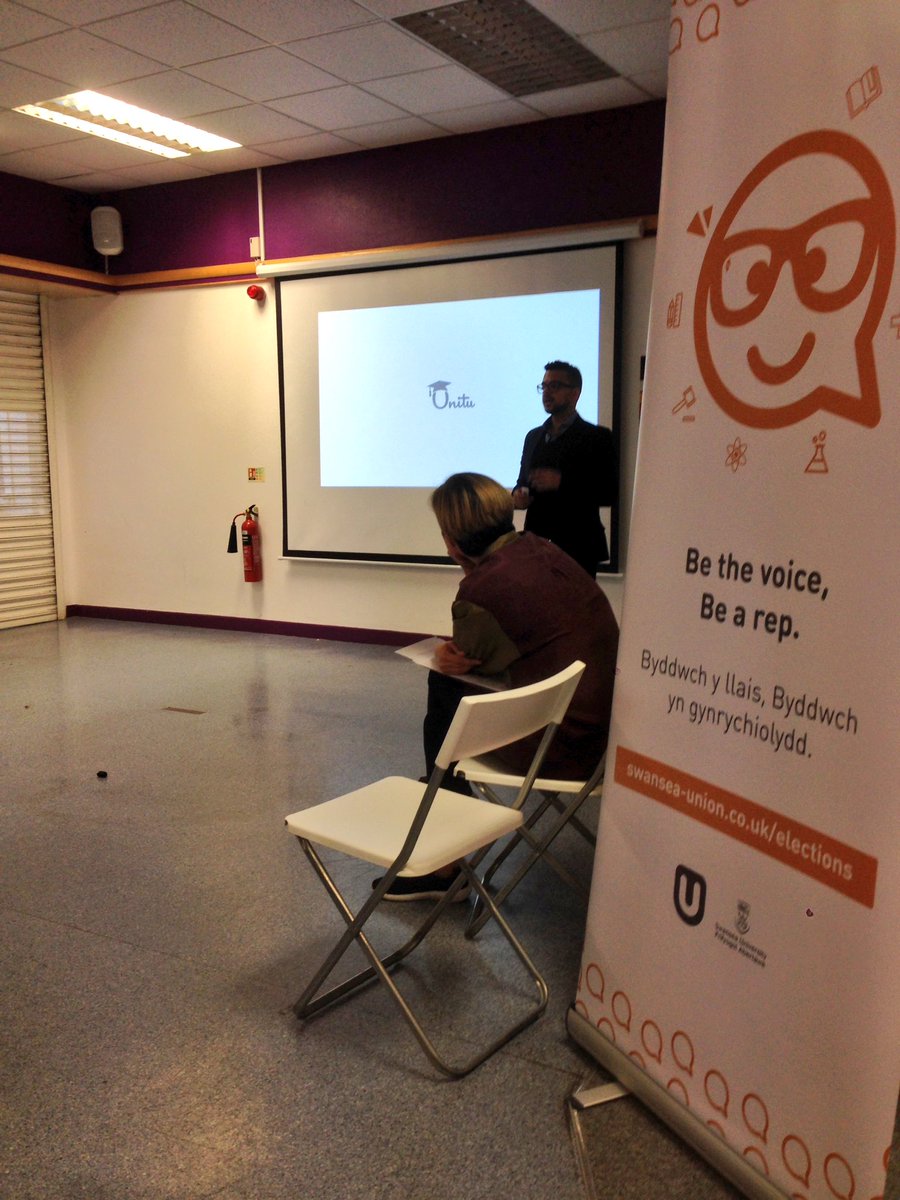 Robiusalisu's tweet image. Workshop 2 on the way with college reps looking at the #Unitu platform @SoMStudentHub @SUEngineering @SwanUniCOAH