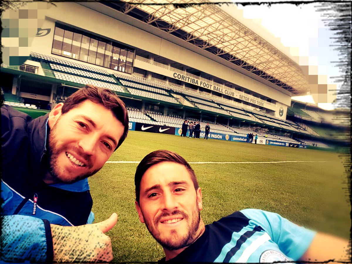 Sebastian21Luna's tweet photo. Con @pepe13rojas reconociendo la cancha. #vamospiratas todos juntos hoy a dejar la vida #CopaSudamericana #soñar #team @infosportandlaw https://t.co/OwZz2oGU8H