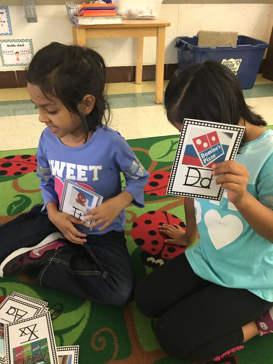 CometasKinders's tweet photo. We introduced a few new centers for work time today! Number words, environmental print, and geoboards! @PLVBears #plvbear https://t.co/dz5PSQzakl