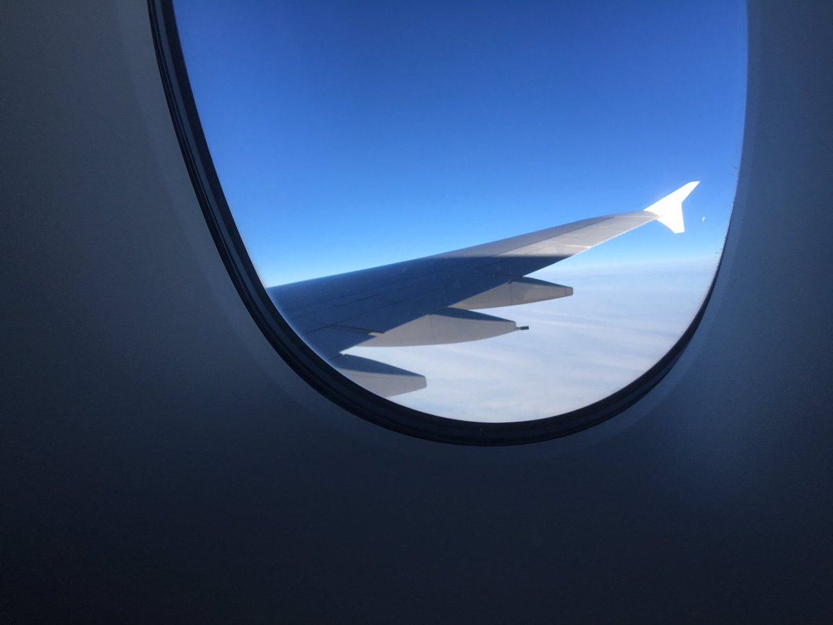 #WindowViewWednesday over North Pole from Dubai to LAX A6-EEY Sept13th. View from business lounge